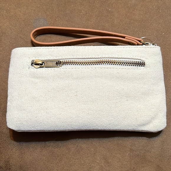 NWT True Craft Wristlet - Picture 2 of 12